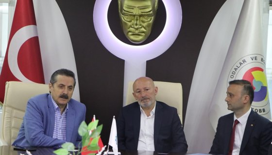 AK Parti 28. Dönem Artvin Milletvekili Adayı Faruk Çelik’den Hopa TSO’ya Ziyaret 