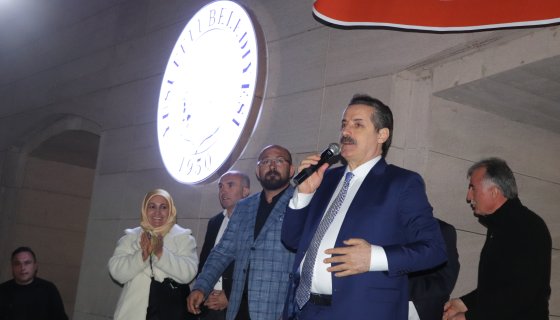 Yusufelililer AK Parti İftarında Faruk Çelik’i Bağırlarına Bastılar