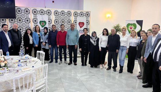 Ankara’daki Artvinlilerden Anlamlı İftar Programı