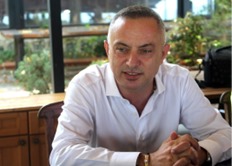 Hopa'da Beklenen İsim Adaylığını Açıkladı
