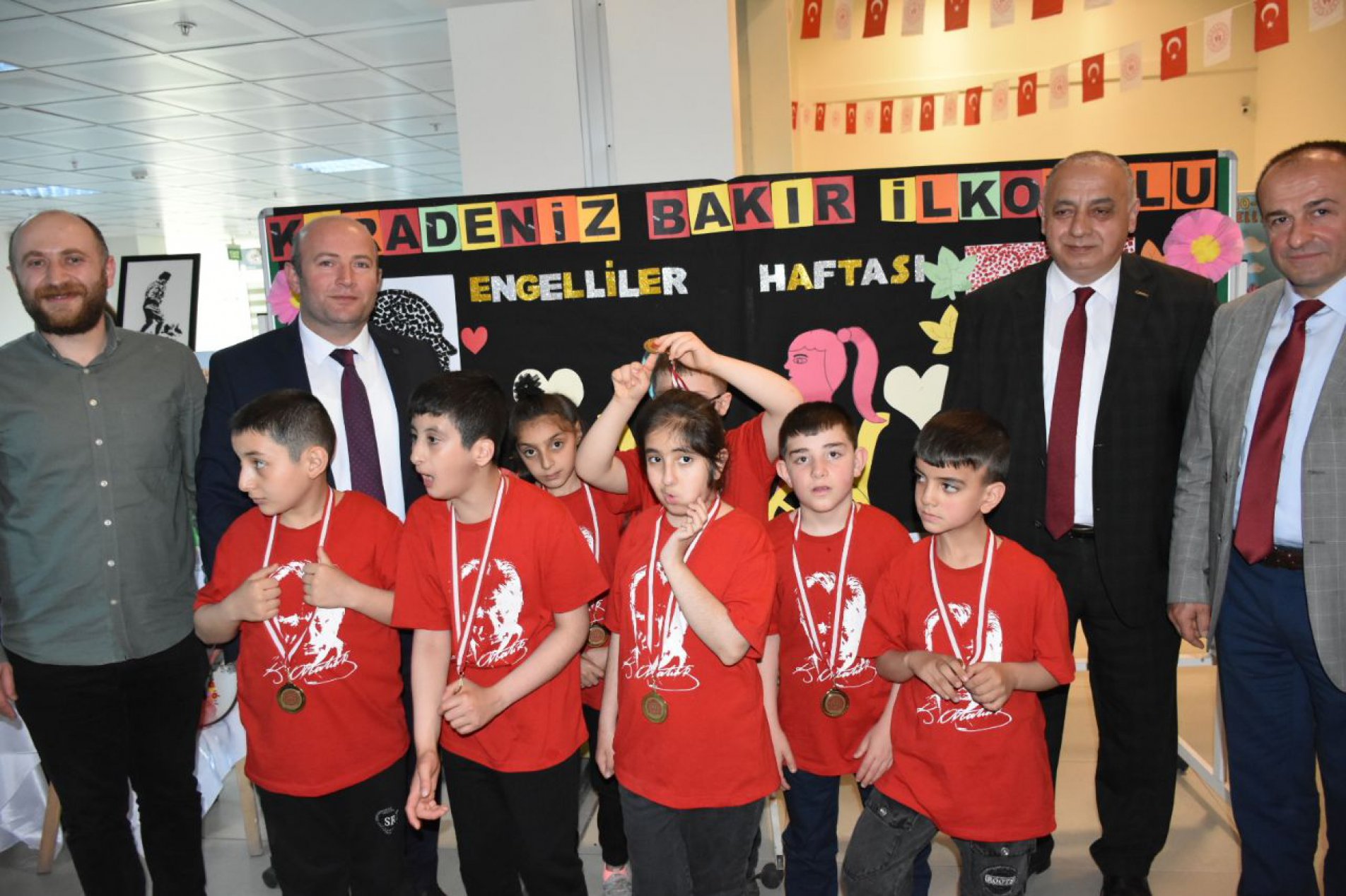ARTVİN’DE ENGELLİLER HAFTASI KUTLANDI