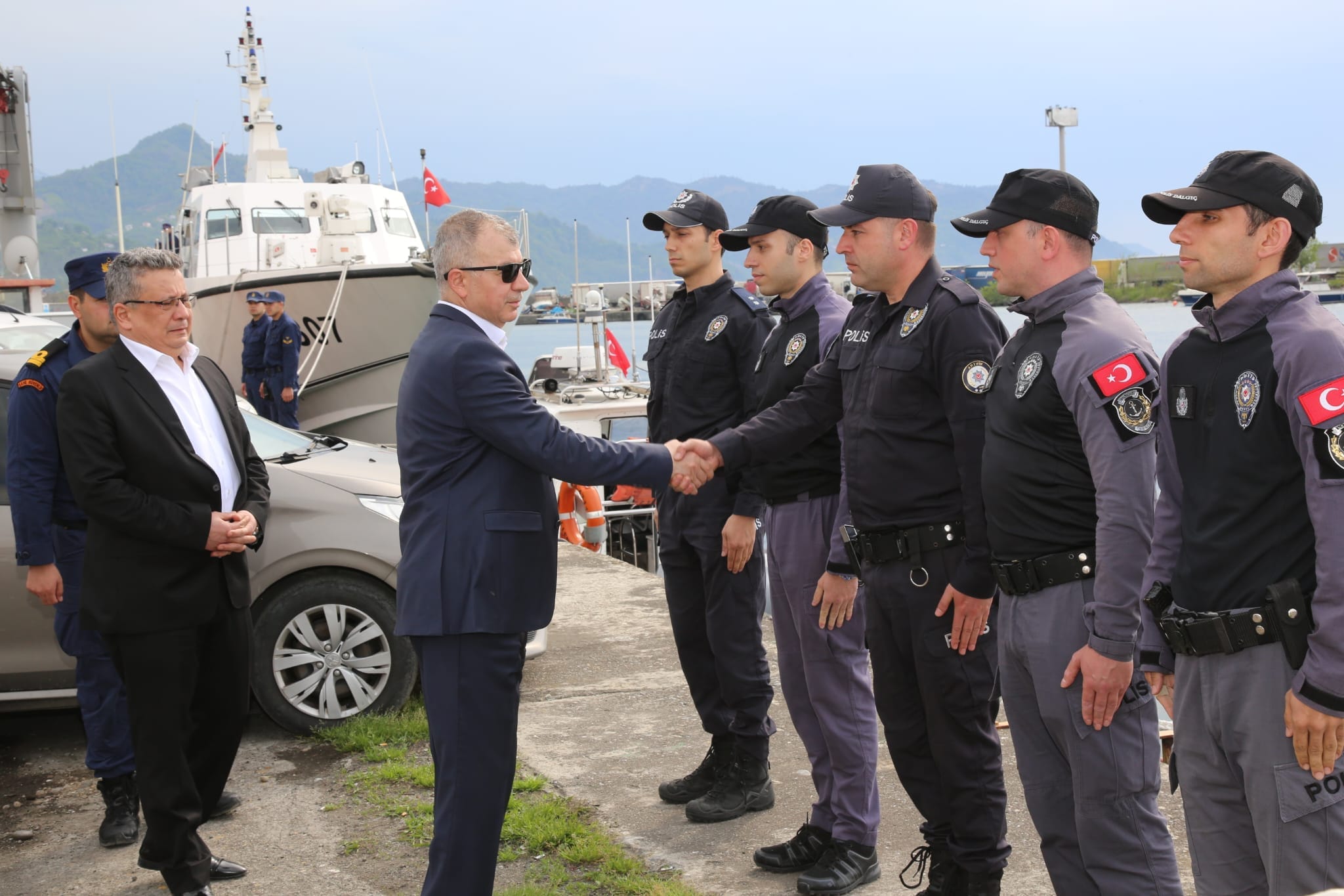 VALİ DORUK SAHİL GÜVENLİK BOT KOMUTANLIĞINDA