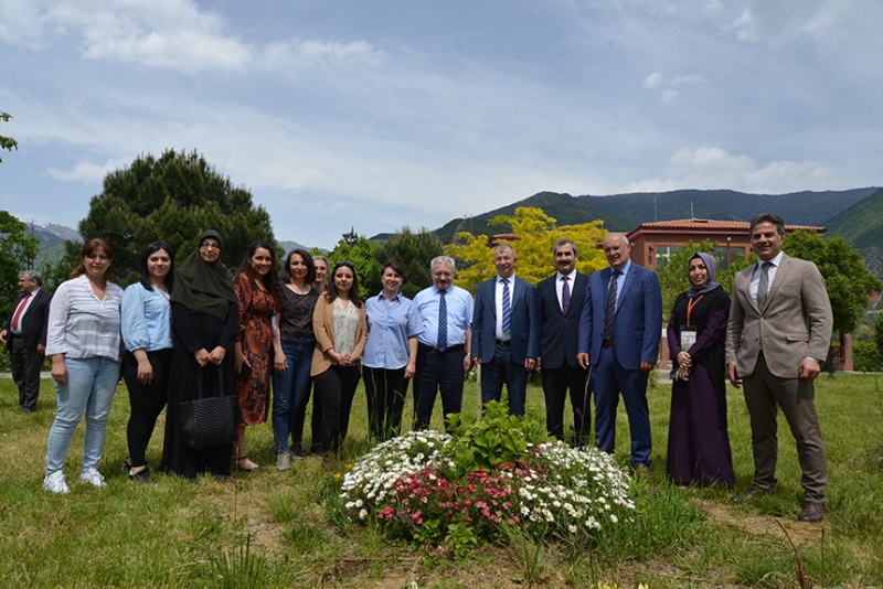 ARTVİN İL PROTOKOLÜNDEN BOTANİK BAHÇESİNE ZİYARET