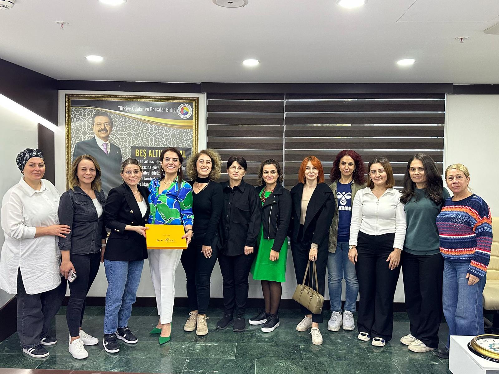 KADIN GİRİŞİMCİLER HOPA TSO’DA BİR ARAYA GELDİ