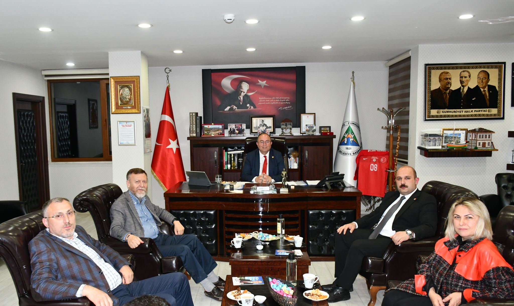 BAŞKAN ELÇİN’İN AĞIR MİSAFİRLERİ VARDI