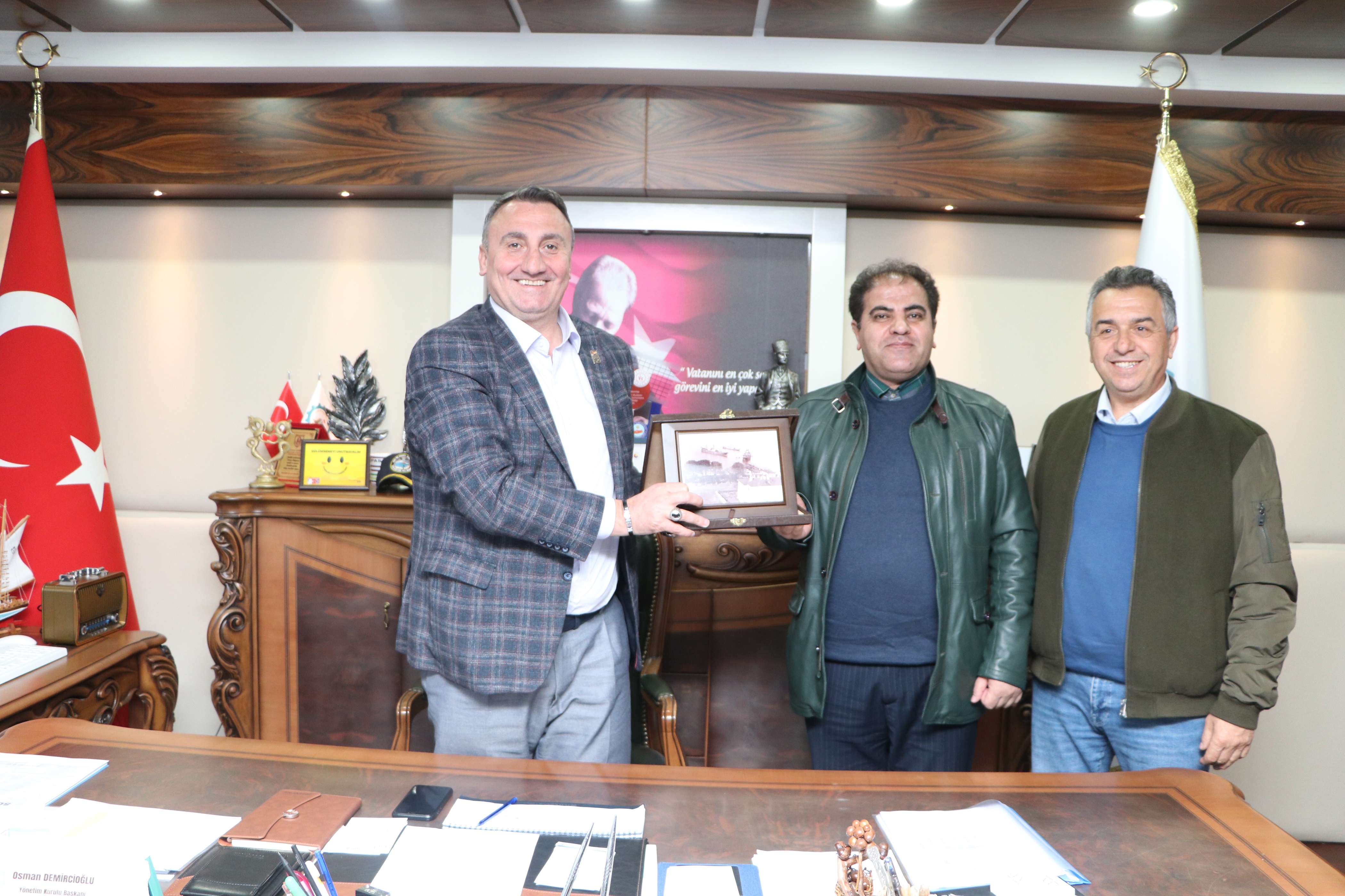 İRANLI İŞADAMLARI HOPA TSOYU ZİYARET ETTİ