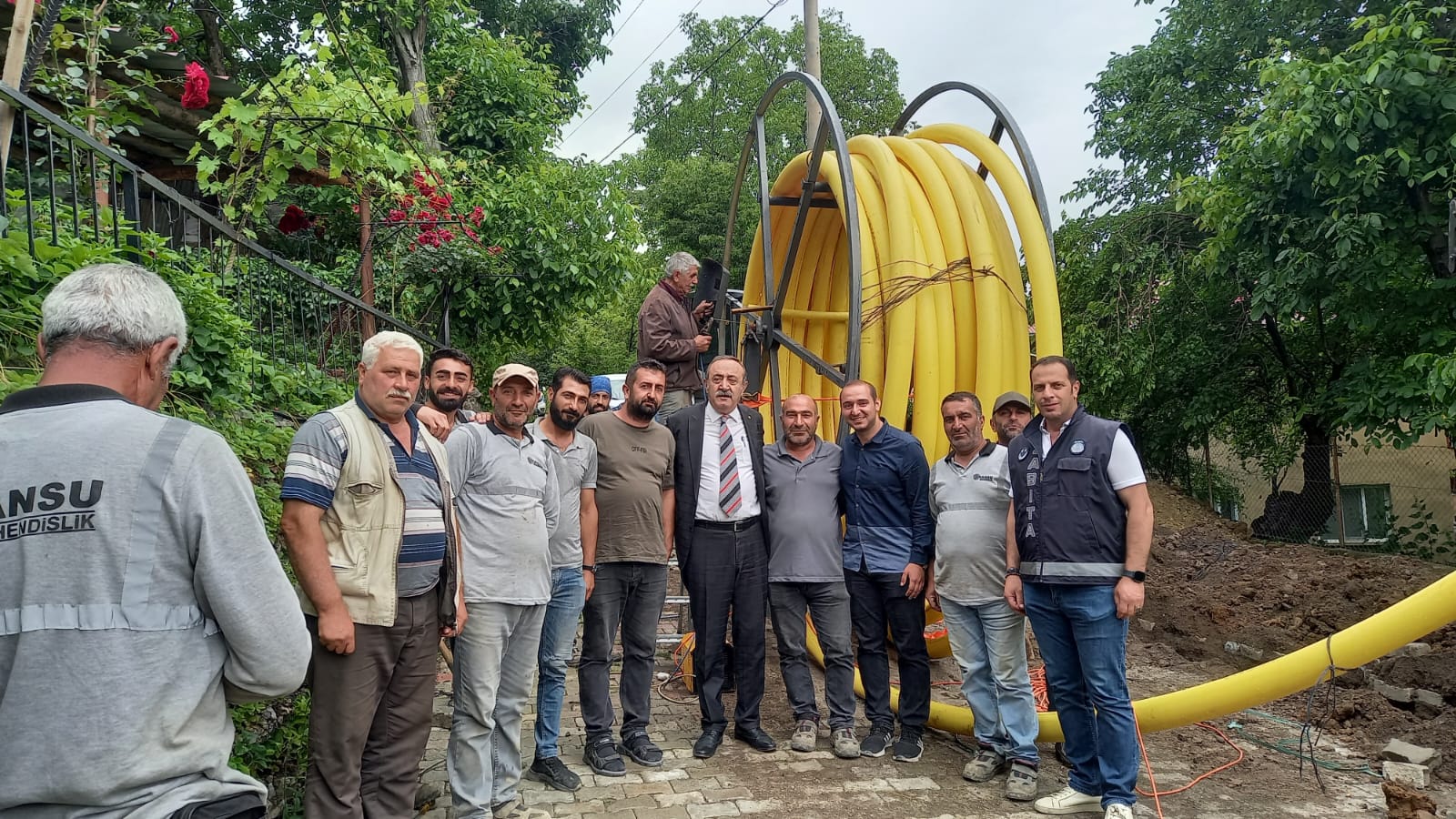ŞAVŞAT’TA İKİ MAHALLE DAHA DOGALGAZ’A KAVUŞTU