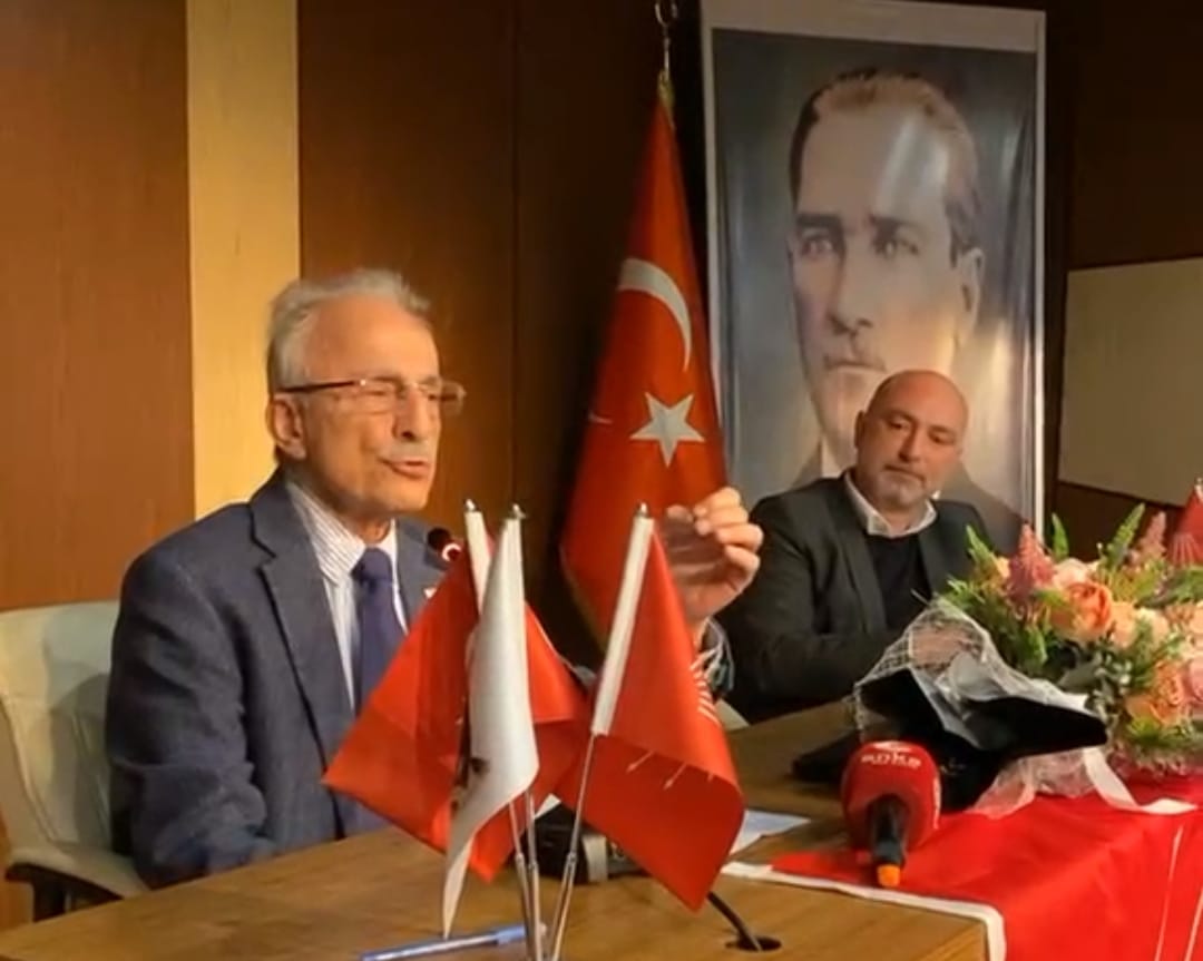 KARAYALÇIN HOPA’DA BELEDİYECİLİĞİ ANLATTI