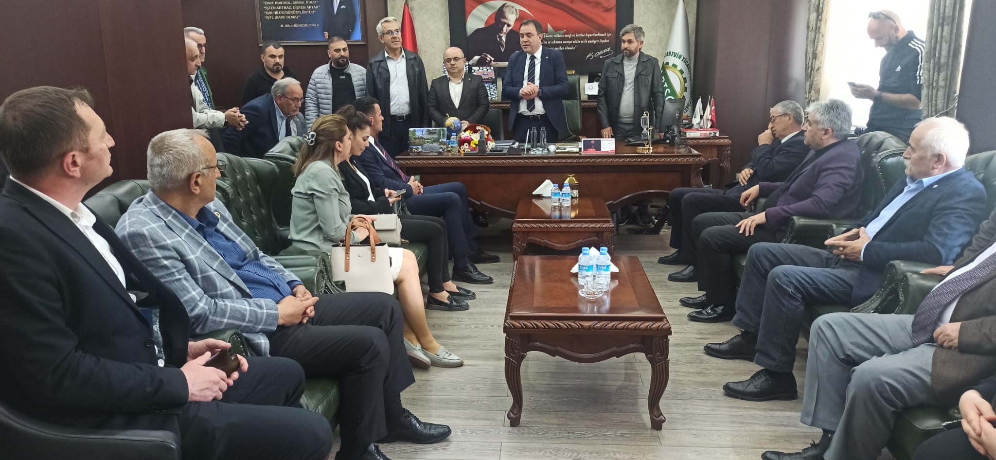 Gezmiş, İstanbul’dan ve Artvin’de İş Dünyasını Ziyaret Etti