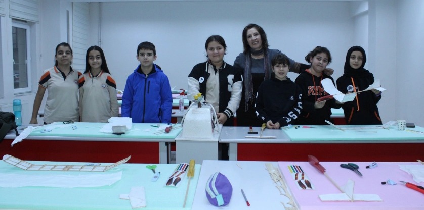 Model Uçak kursuna yoğun ilgi