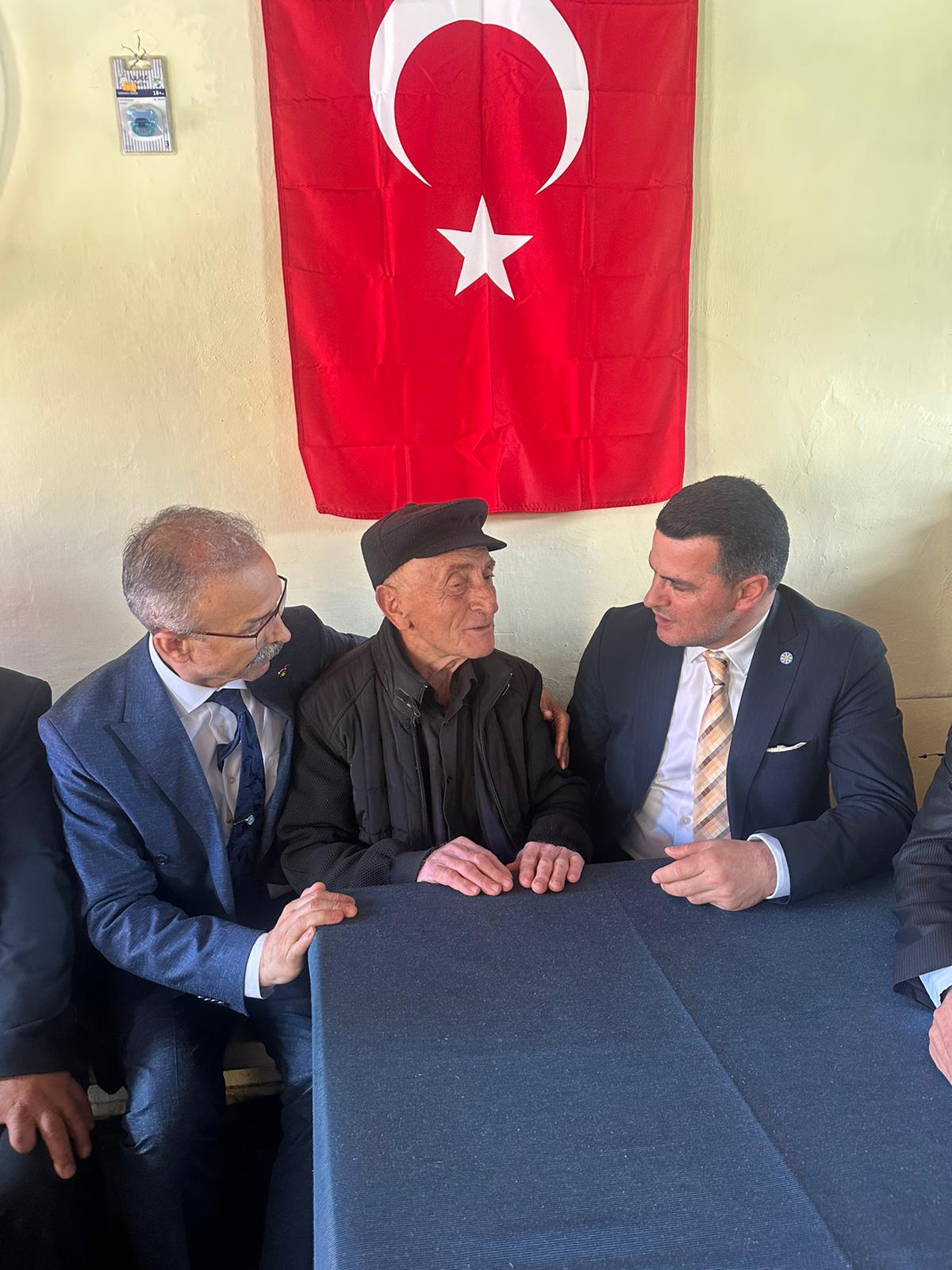 İYİ Parti Adayları, Meydancık Taşköprü’yü Ziyaret Etti