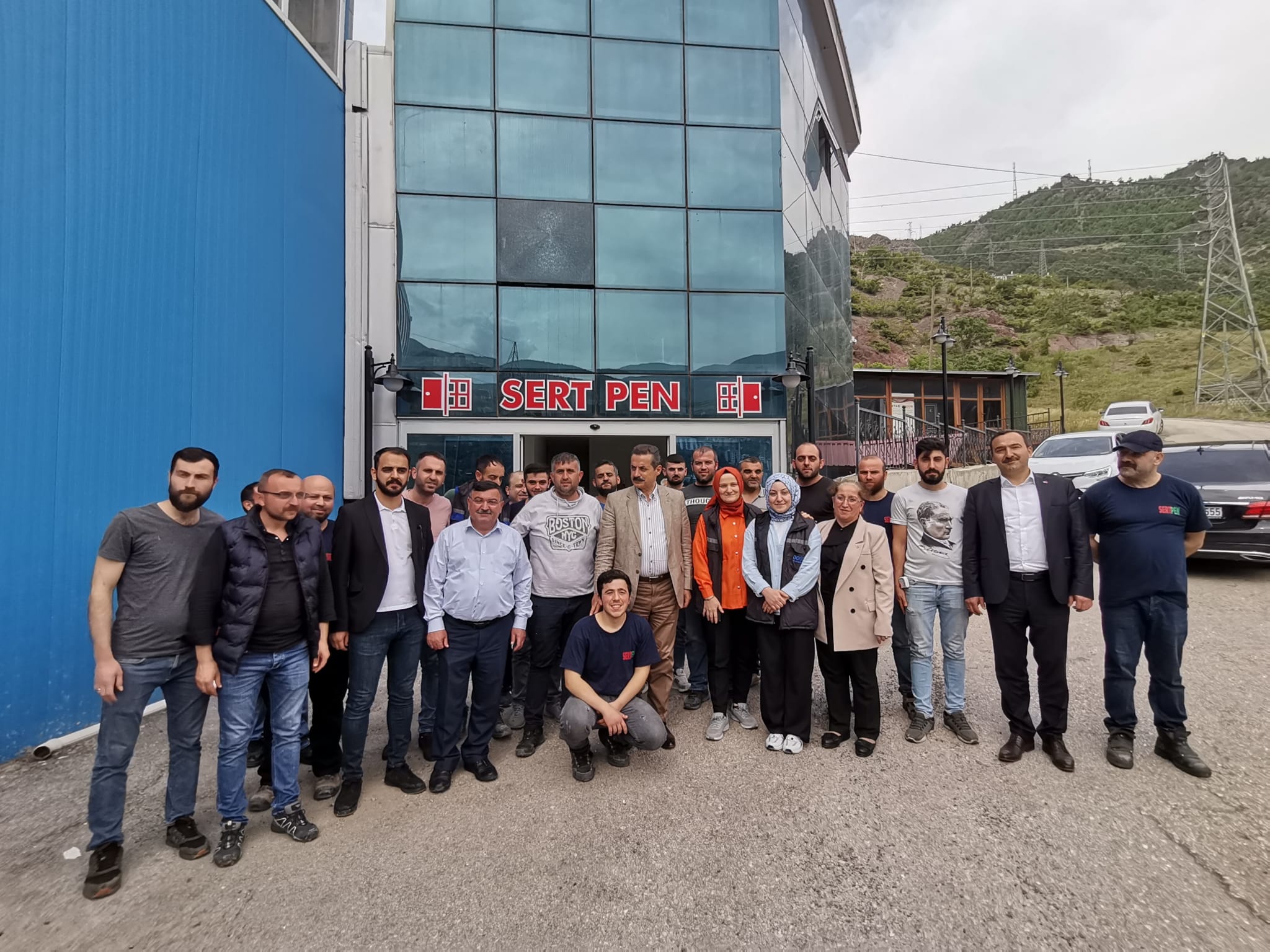 Çelik, Sert Pen’i Ziyaret Etti ve Artvin’de Sanayiyi Geliştirme Sözü Verdi