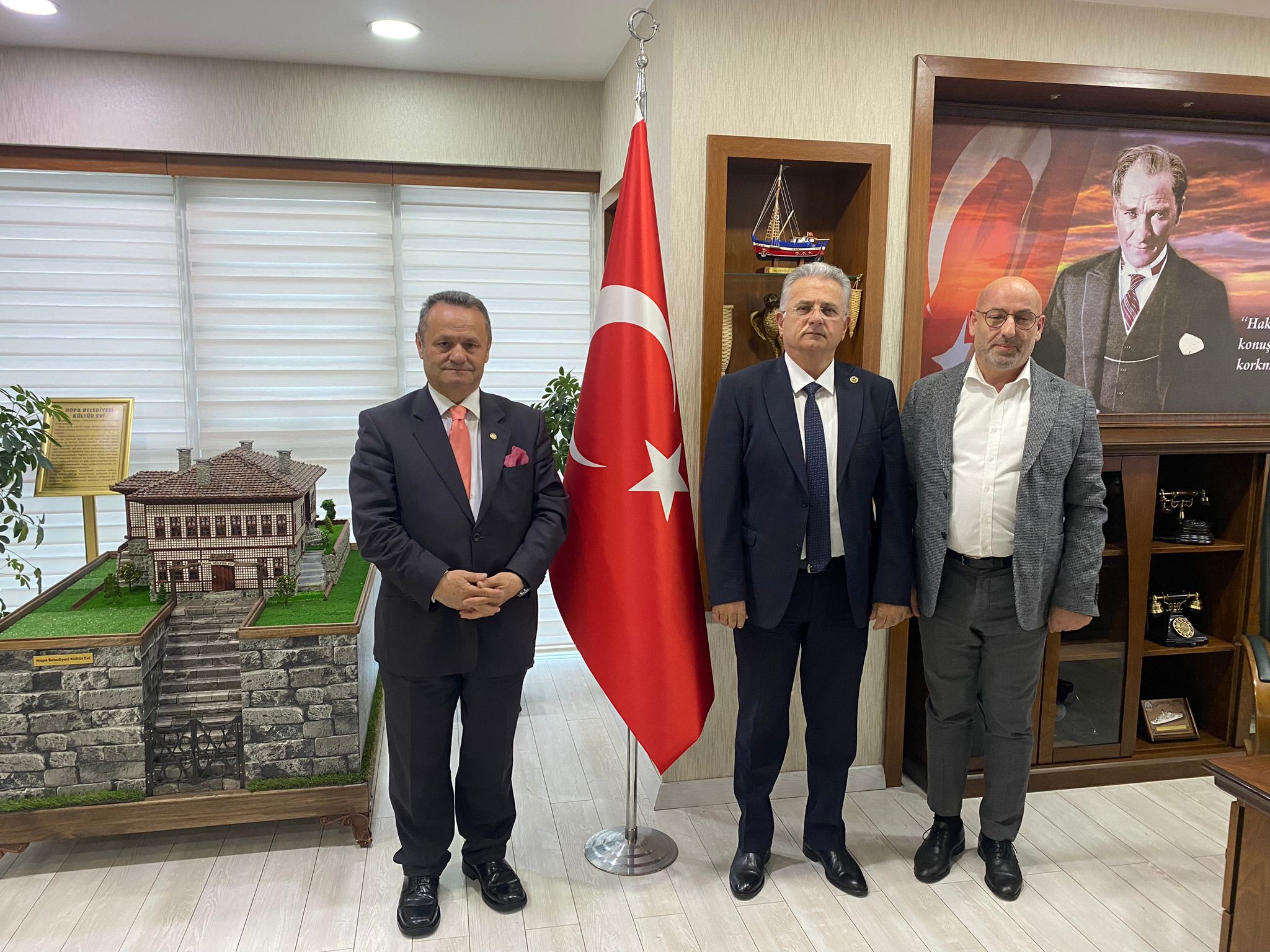 Başkan Ekmekçi’ye Ziyaretler Devam Ediyor