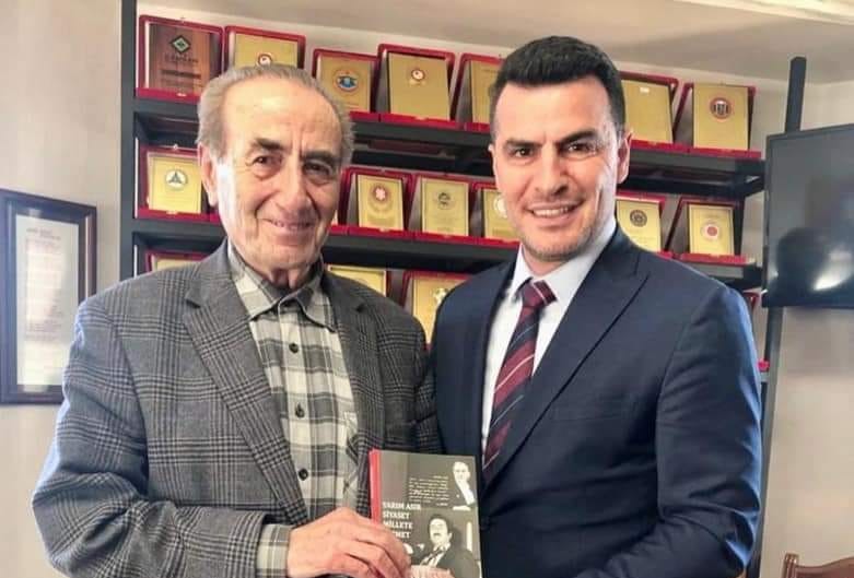 HASAN EKİNCİ’DEN BİR OY KILIÇDAROĞLU'NA, BİR OY HAMZA GEZMİŞ’E MESAJI
